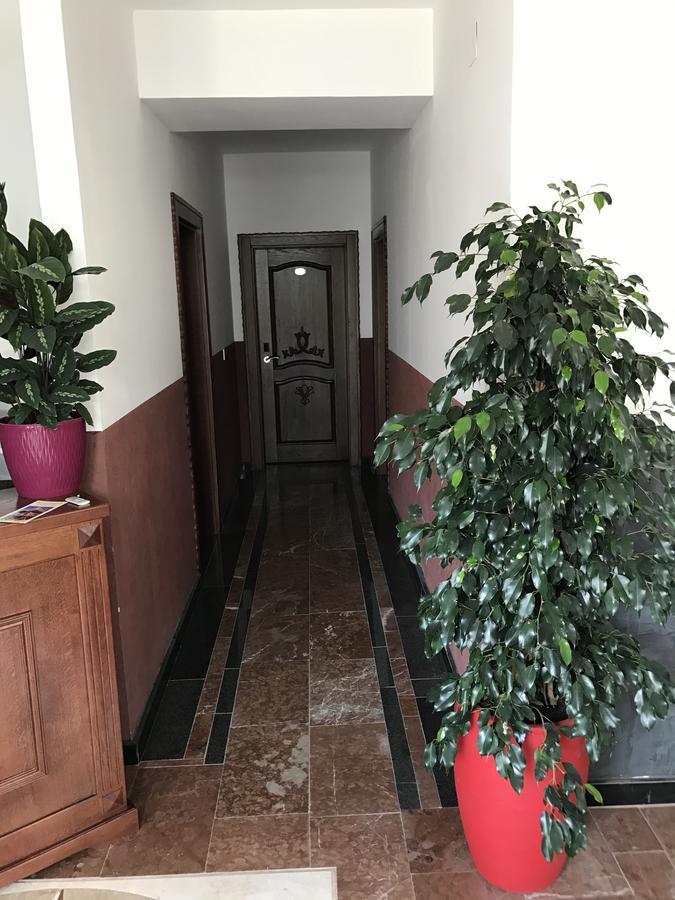 Compass Aparthotel Dobra Voda Eksteriør bilde