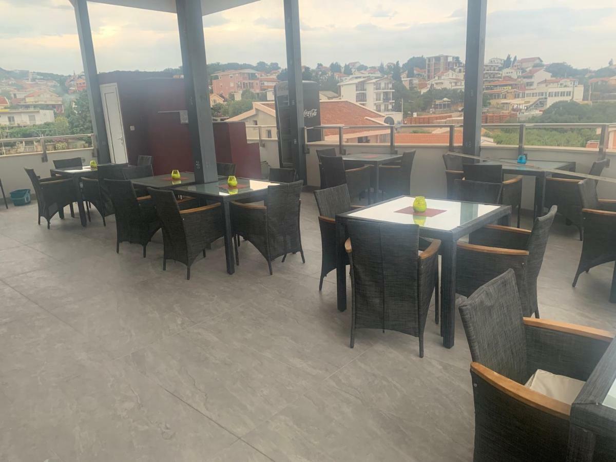 Compass Aparthotel Dobra Voda Eksteriør bilde